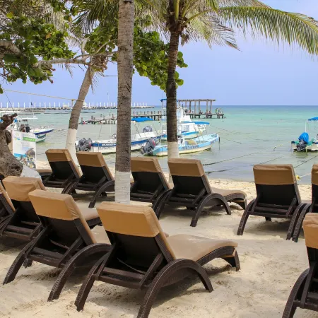 Playa Palms Beach Hotel
