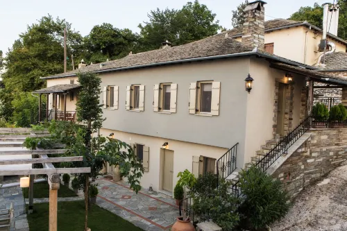Olga Hotels in Mouresi