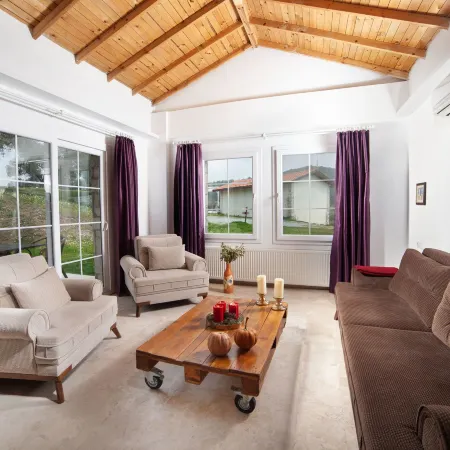 Vinifera Vineyards Hotel