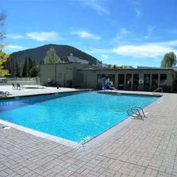 Edgewater Studio One Bath Ewjp