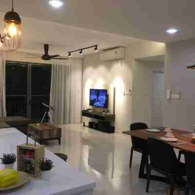 Teega Residence Waterfront Living Rooms