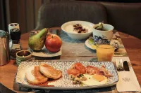 The Market Hotel - breakfast