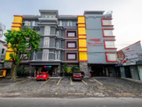 Red Chilies Hotel Hotels in Banjarsari