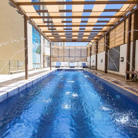 Lijam Apartments
