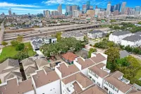 Newly Built Modern 3 Bedroom Houston Home