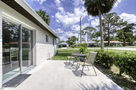 Charming Cabana with Fenced Yard and Adorable Decor - Cozy Getaway
