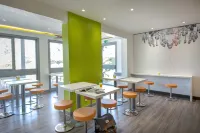 Ibis Budget Fréjus Saint-Raphaël Capitou A8 Hotels in Puget-sur-Argens