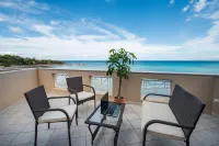 Al Mare Hotel - 4-Star