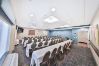 Hampton Inn & Suites Seattle/Kent Hotels in Kent
