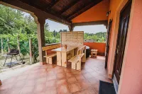 Holiday Home Vesna with Sauna