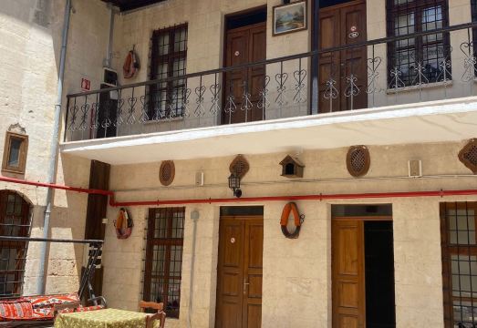 5. 휼리아 하님 코..