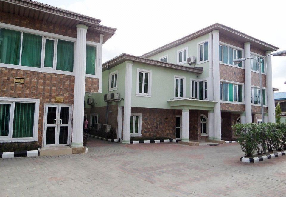 hotel overview picture