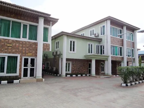 Amador Suites Lekki Hotels in Sangotedo