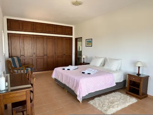 BnB Homes Luxurious Villa With 5 Bedrooms Pool