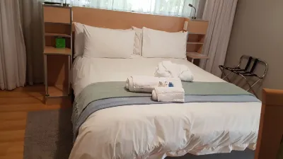 Ça Ira Guesthouse and Wellness Retreat