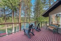 All Seasons River Inn
