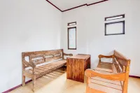 Hotel O Purwokerto Near Alun Alun Purwokerto Formerly Guest House Rania Hotel a Sokaraja