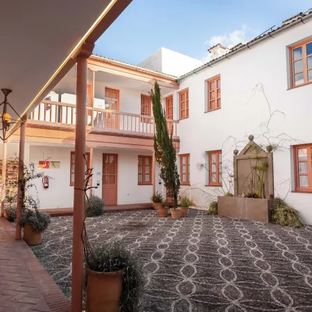 limehome Cordoba Calle Pozanco Отели рядом с достопримечательностью «Дворец Виана»