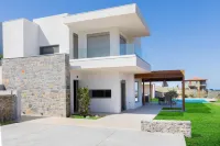 Luxury Villa U