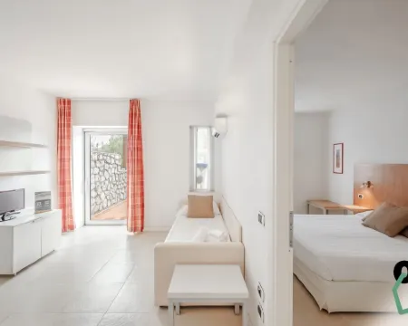 Hotiday Apartments Portoferraio 厄爾巴島酒店