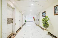 Classic Ptc Indore Junction - Homestays
