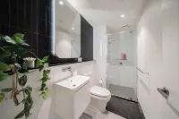 KozyGuru Collingwood 2B Townhouse