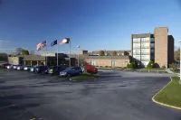 Rit Inn & Conference Center - Parking