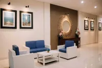 Merlin Hotel Hotels in Watumilok