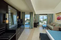 Reef Oasis Blue Bay Resort & Spa