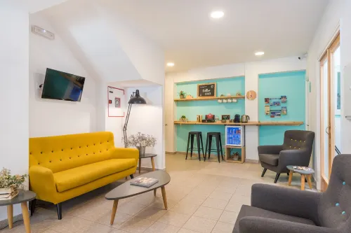 Hostal Jume - Urban Rooms - Pensions