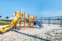 Pinnacle Port A-516 Hotels in Sunnyside