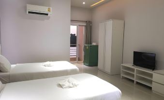 River Residence Saraburi Hotel