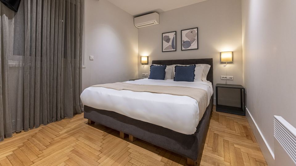 Phaedrus Living City Center Lux Flat Kolonaki