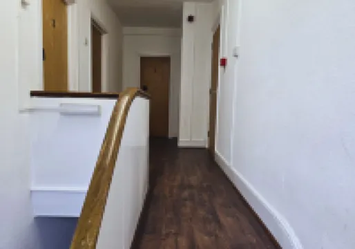 Private Room in Town Centre Free Parking WI FI and Patio with AA Stay Ltd Hotels in Aylesbury