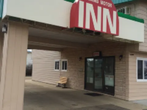 Plains Motor Inn Hoteles en Stettler