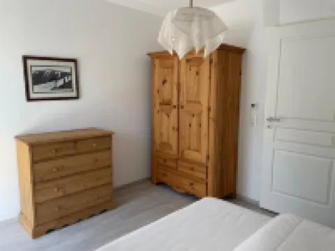 F3 DUPLEX GARDEN LEVEL WITH TERRACE