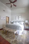 Lakeway Waterfront,  Lake Travis, Private Dock & Hot Tub