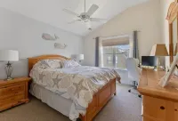 Beautiful, 3 bed, 2 bath, Cozy Condo just minutes from Boardwalk & Beach Access! Hotels near Hereford Inlet Lighthouse