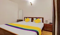Itsy Hotels Twin Falls Hotels in Udhagamandalam