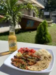 Hotel y Restaurante Mariana Отели в г. 