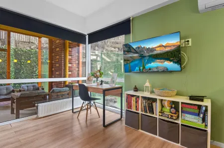 Asteri Garden & Terrace Apartment Отели в г. Valea Doftanei