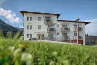 Garni Schorneck Hotel in zona Cron4 Hallenbad & Sauna Bruneck