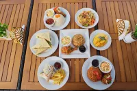 River Hills Hotel & Suites - breakfast