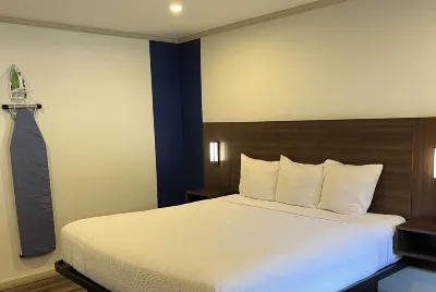 Travelodge By Wyndham Bainbridge Hotels near Cheney Griffin Park