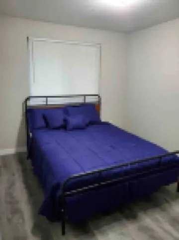 Cozy in Lacey, 2B/1B