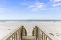 Steps from the Beach*Pool*Pier on Little Lagoon