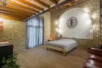Villa Marghi, modern villa with infinity pool overlooking Lake Trasimeno - WiFi