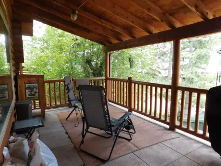 4 Bedroom in the Village of Cloudcroft! Отели в г. Клаудкрофт