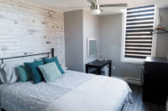 Berklee Suites of Stratford- Private 2 Bedroom Suite