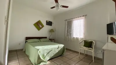 SPACIOUS AND COMFORTABLE APARTMENT ON THE COVE BEACH Hotell i Jardim Tres Marias